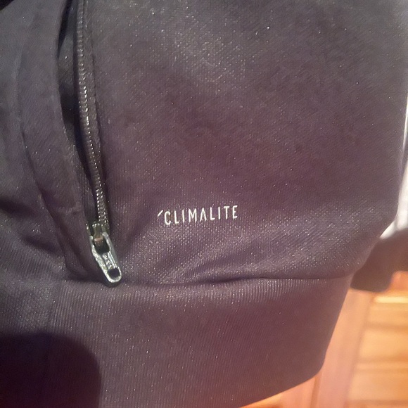 Adidas women’s jacket. Size S - Picture 4 of 4